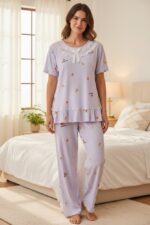 ⁦Floral Comfort Three-Piece Pajama Set for Women⁩ - الصورة ⁦9⁩